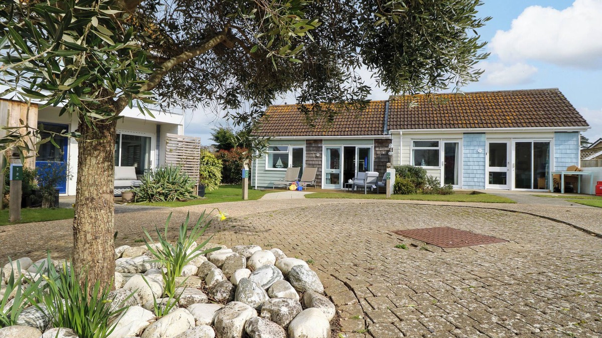 Yarmouth Cottage | PLIMOTH N9, family friendly, with a garden in Yarmouth
