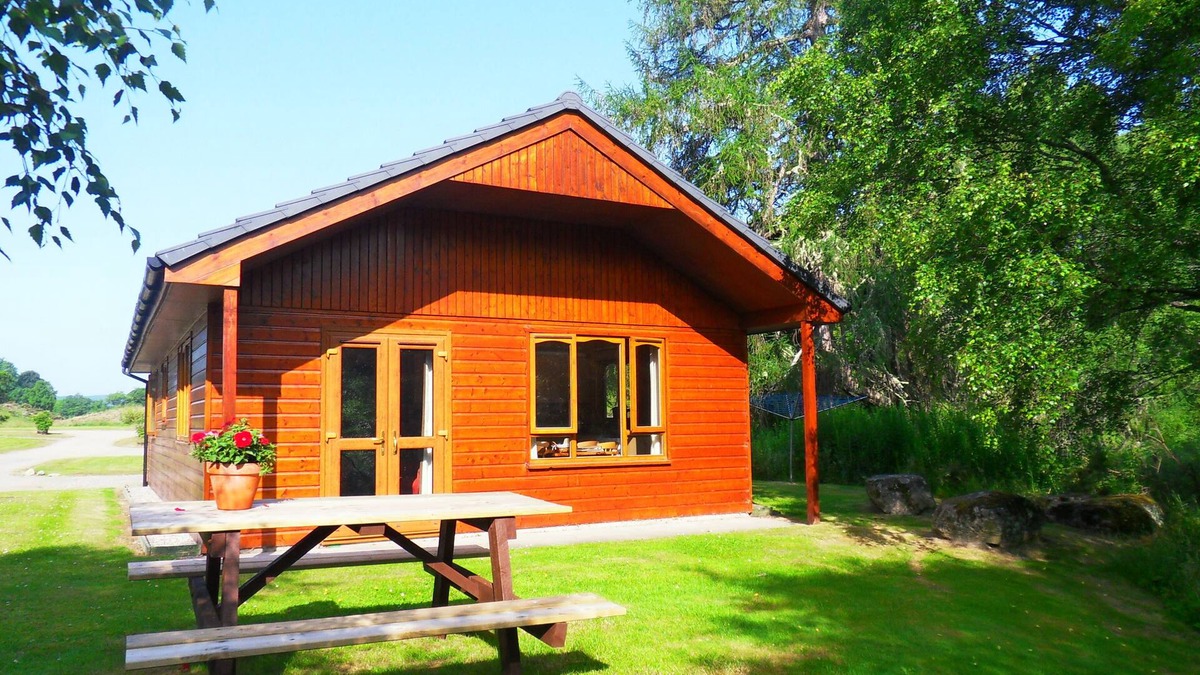 Glen Urquhart Cabin | Plodda Lodge @ Lochletter Lodges. A 3 bedroom lodge in beautiful Glen Urquhart