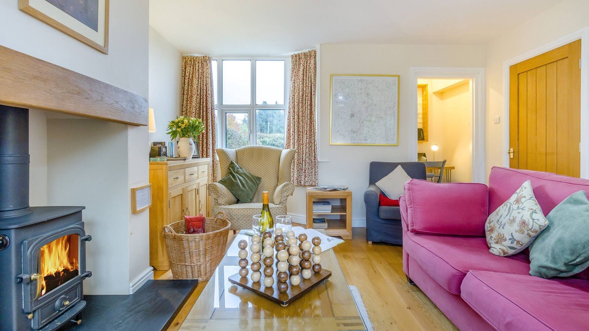 Wollerton House | Ploughmans Cottage - Two Bedroom House, Sleeps 4