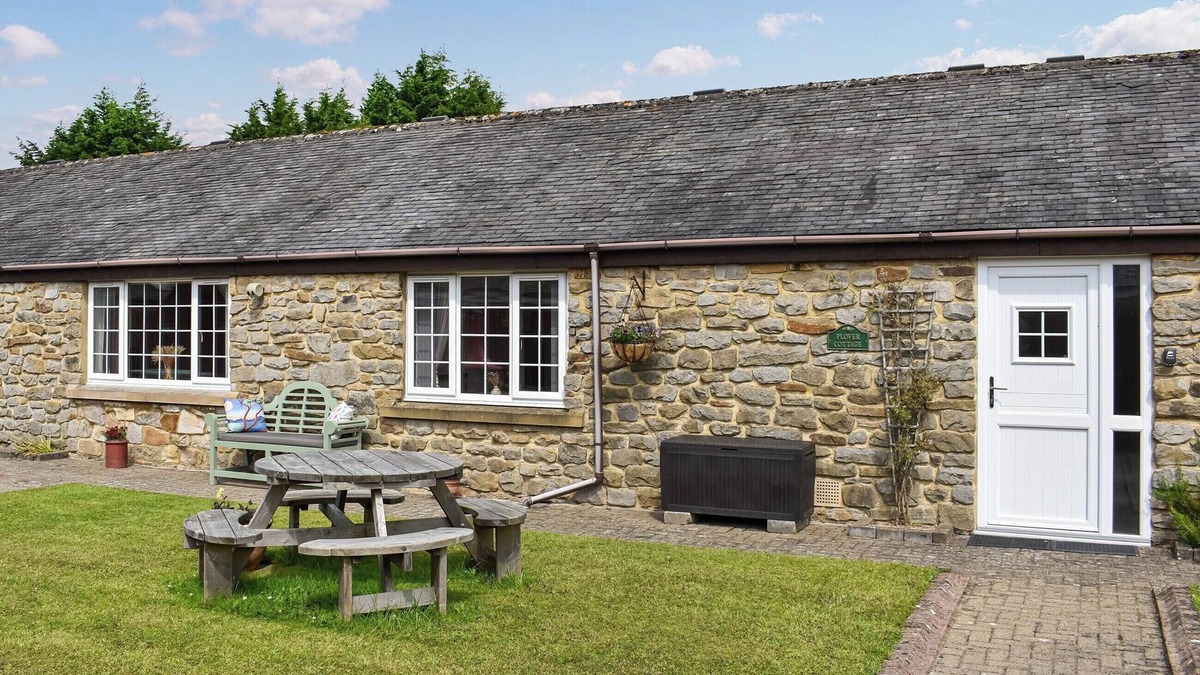 Haydon Bridge Cottage | Plover Cottage - UK47696
