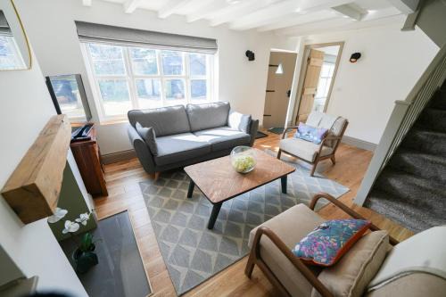 Kneesall House | Plumtree Cottage