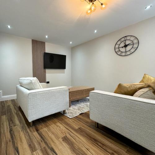 Headingley House | Plush Leeds Bungalow, Free Parking