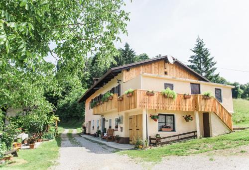 Kambresko House | Počitniška hiša Pologar