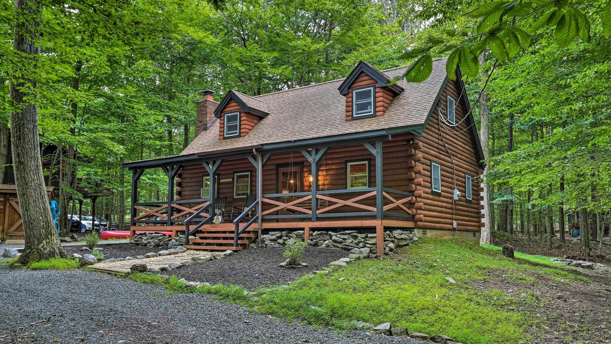 Locust Lake Village Cabin | Pocono Log Cabin: Fireplace, Fire Pits & Amenities