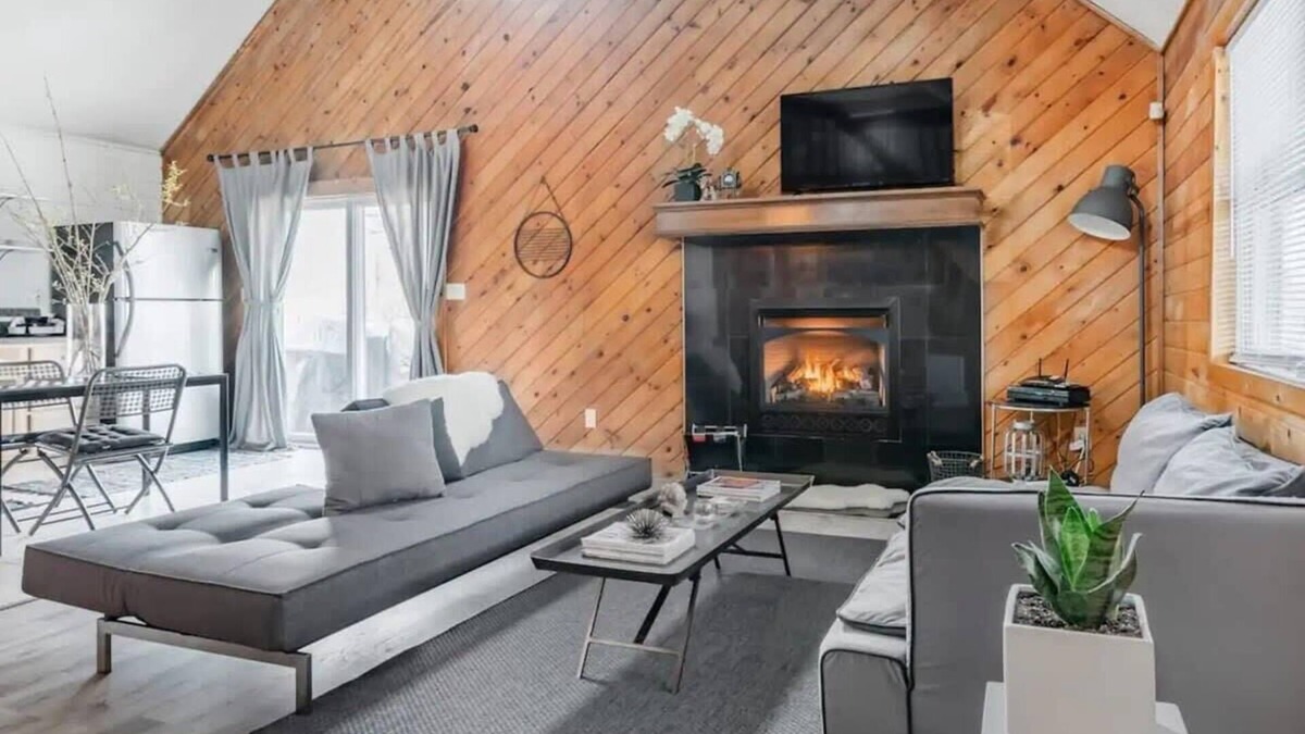 Long Pond House | Pocono Modern & Rustic | Firepit | Hot Tub