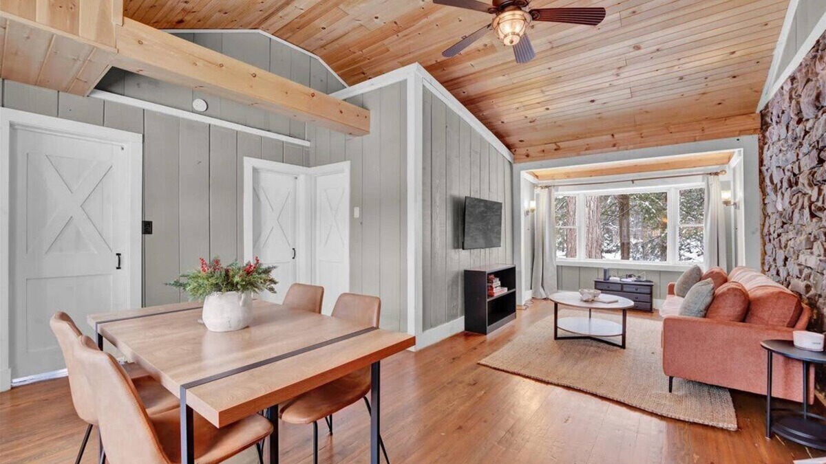 Pocono Pines House | Pocono Pines Stone Cabin | Central to Attractions