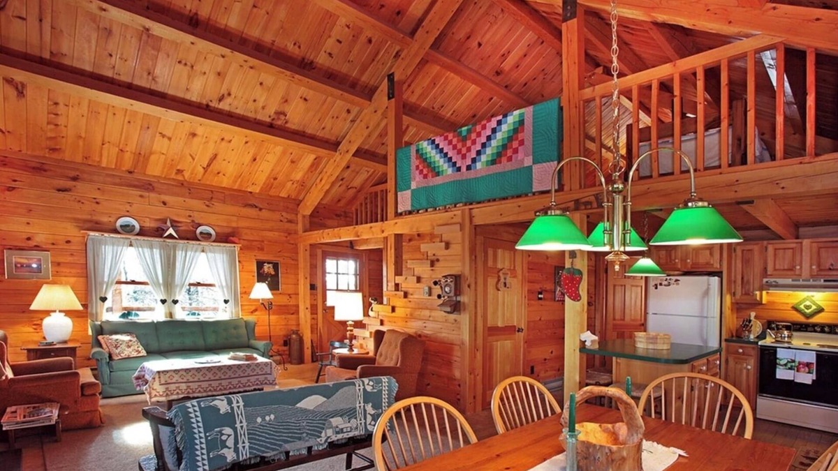 Lehighton Cabin | Poconos Log Cabin Getaway