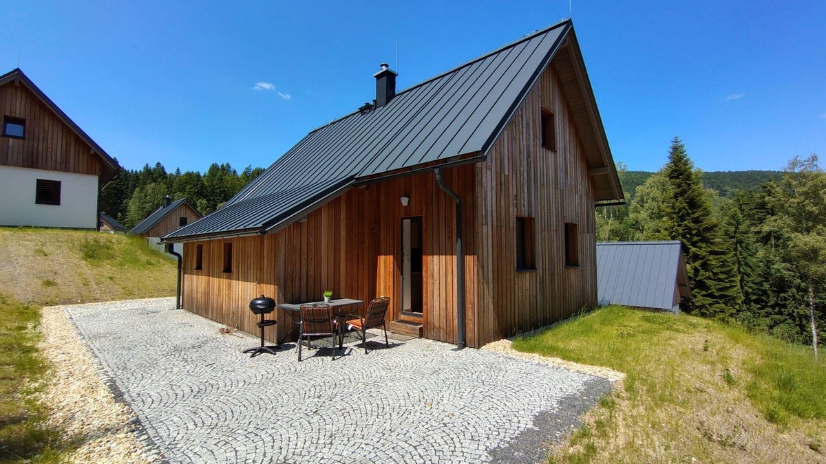 Smrzovka House | Pod lesem 265 by Interhome