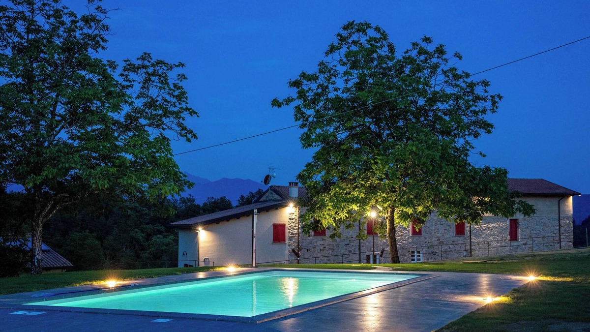 Masero Apartment | Podere di Emore - n. 1 - App. on the Francigena with swimming pool and Wi Fi