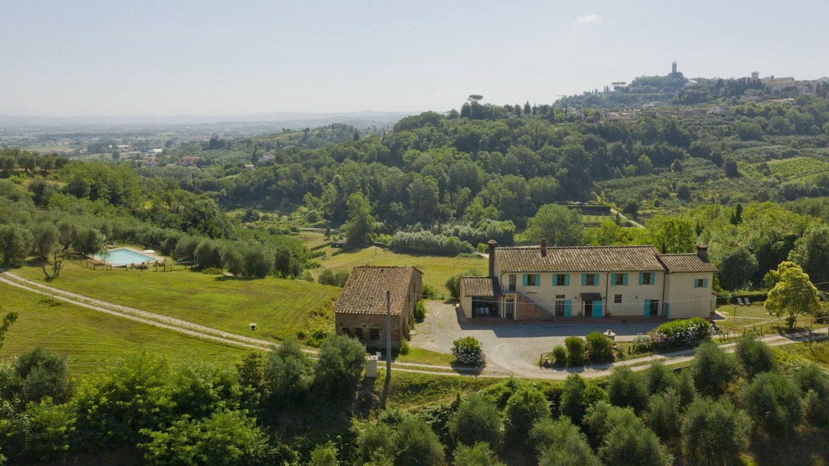 San Miniato Villa | Podere l'Ulivo: typical Tuscan Villa of 400 meters with a large swimming pool