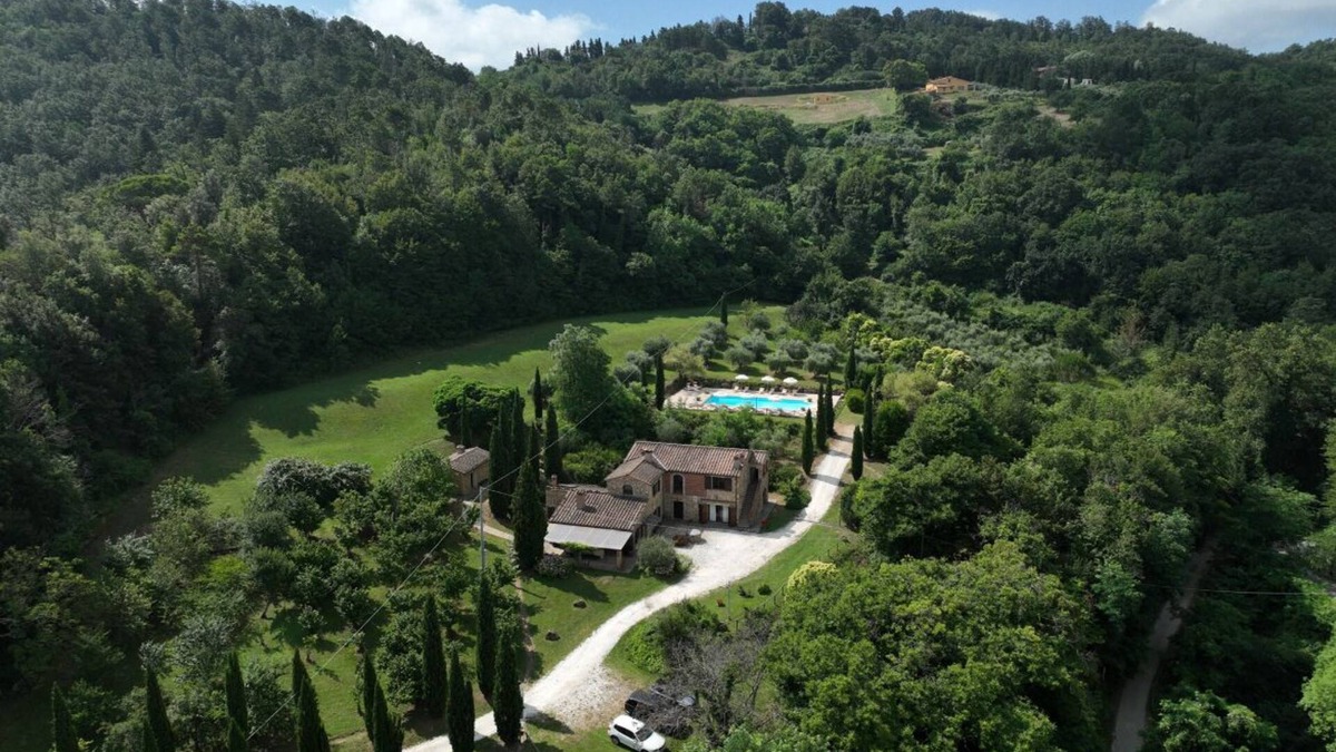 Chianni Villa | Podere La Marroneta (Tuscany Hills & private Pool)