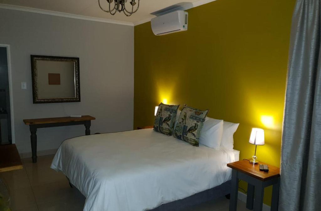 Vryburg Bed & Breakfast | Poetry Guestrooms