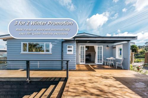 Surfdale House | Pohutukawa Cottage, Waiheke Island