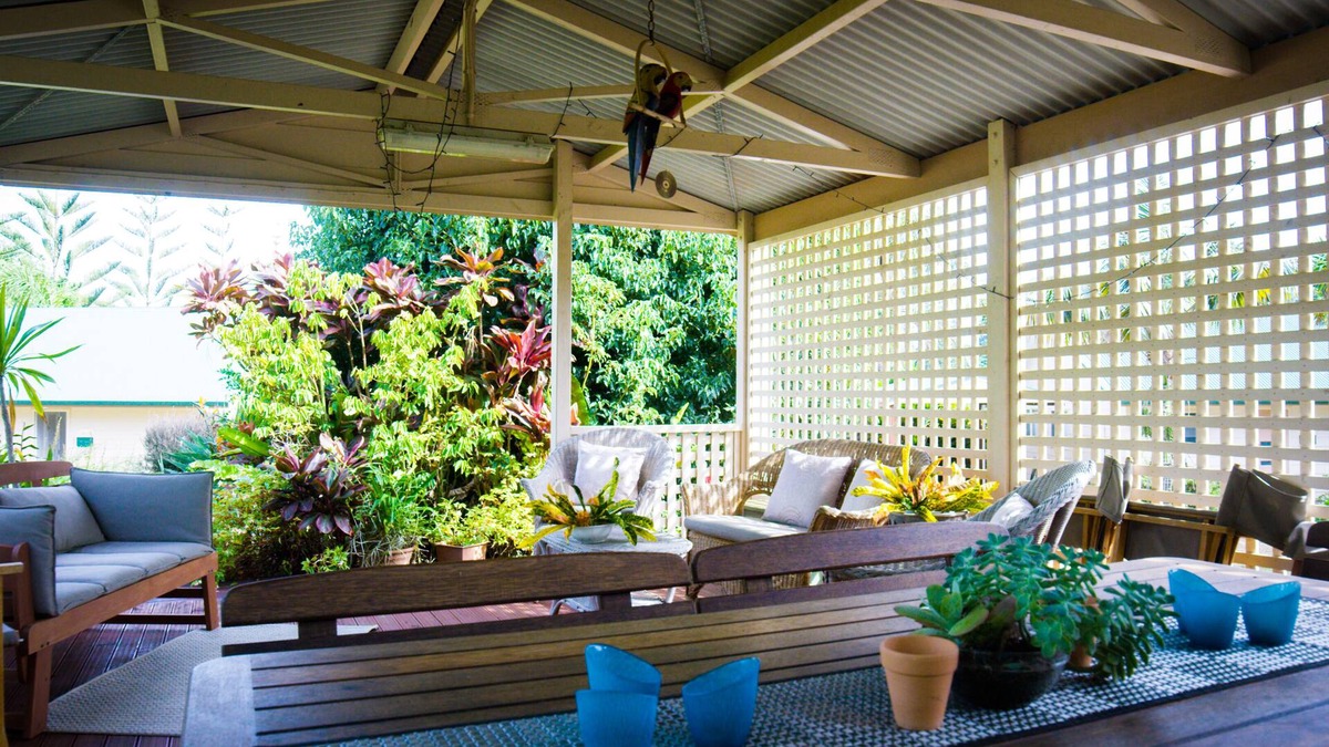 Burnt Pine Cottage | Poinciana Cottages