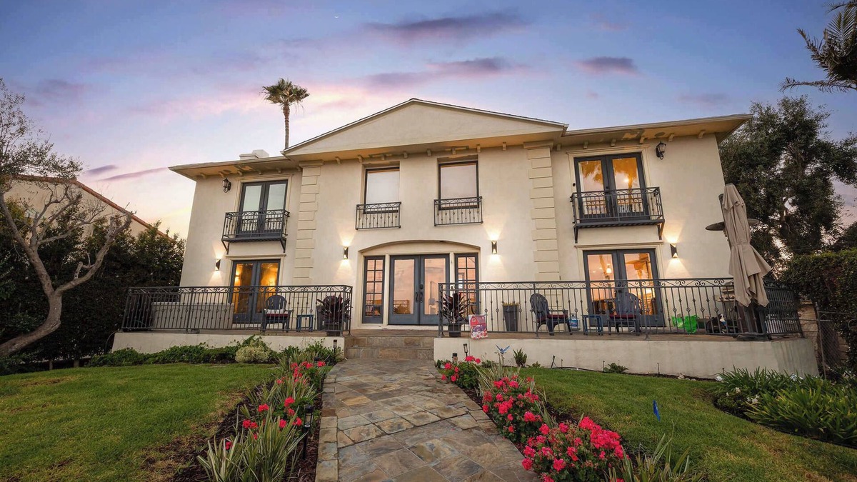 Point Loma House | Point Loma Estate | City & Water Views w/Hot Tub!