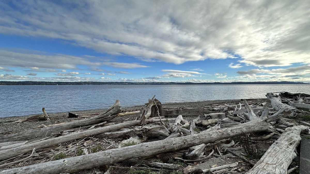 Vashon Island House | Point Robinson Lighthouse - Keeper's Quarters A