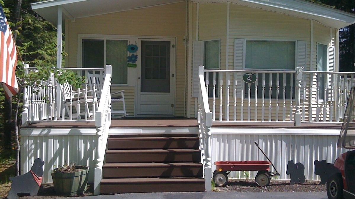 South Casco Cottage | Point Sebago Resort - Purple Rd - Summer 2026 Discount Until Oct.31!