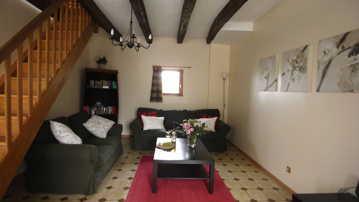 Les Champs-Geraux Cottage | Poire, 2 bedroom family cottage
