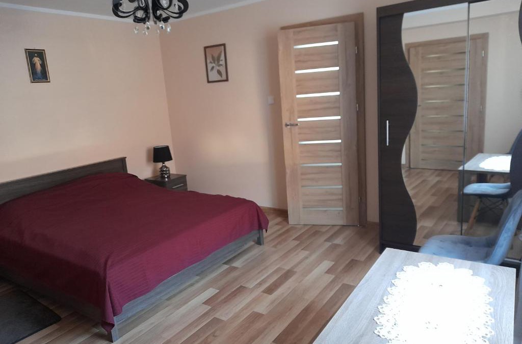 Dobre Miasto House | Pokoje gościnne-Głotowo