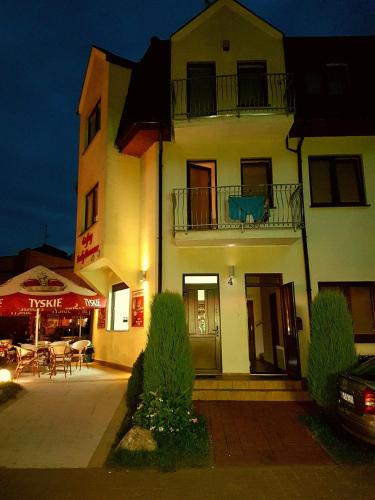 Lukecin House | Pokoje Gościnne Jantar