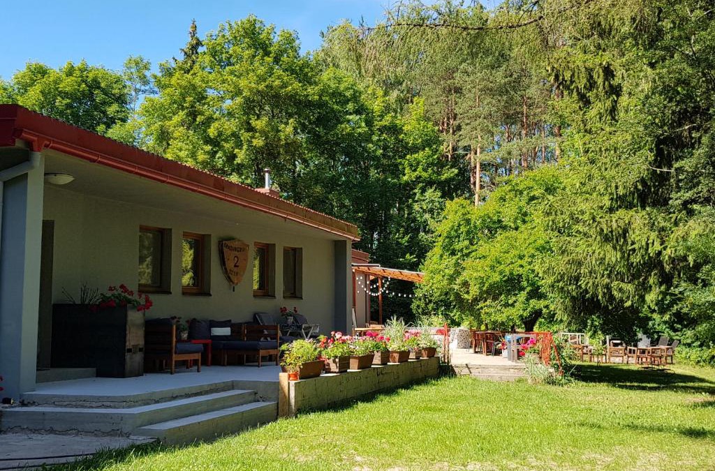 Krasnogruda House | Pokoje Gościnne "Szkoła"