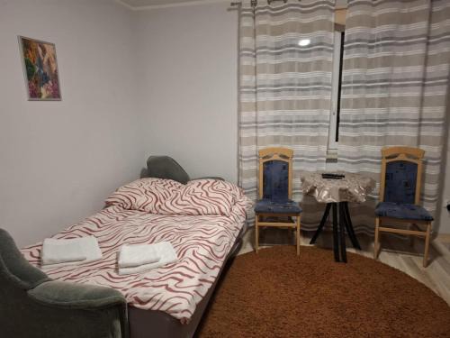 Ciechanow Bed & Breakfast | Pokoje Goscinne Buzuki