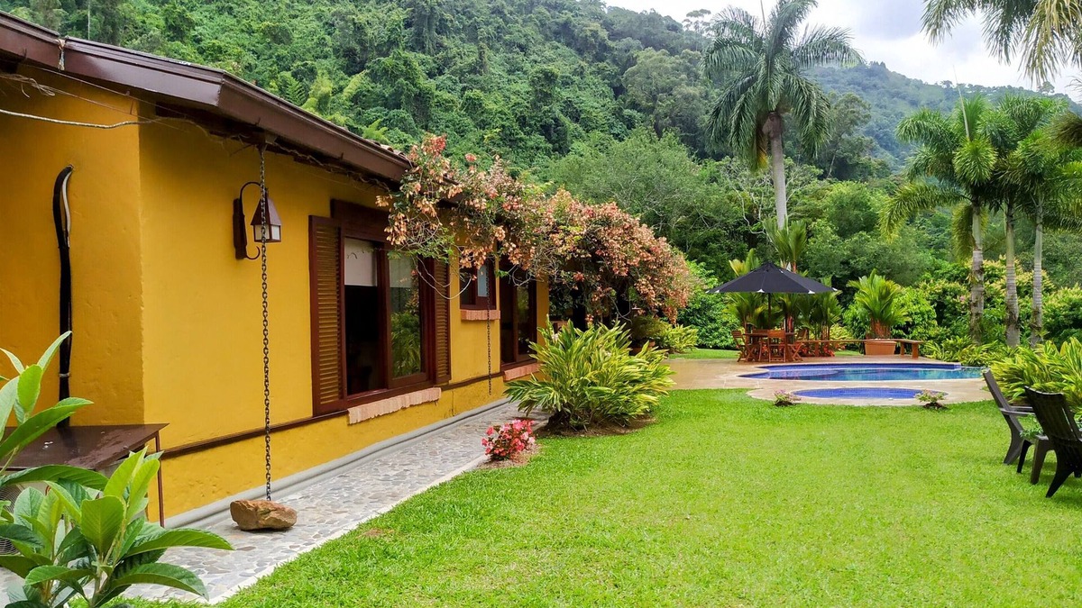 Amaga House | Polines, lo Mejor de lo Moderno y lo Rustico.paraiso Natural
