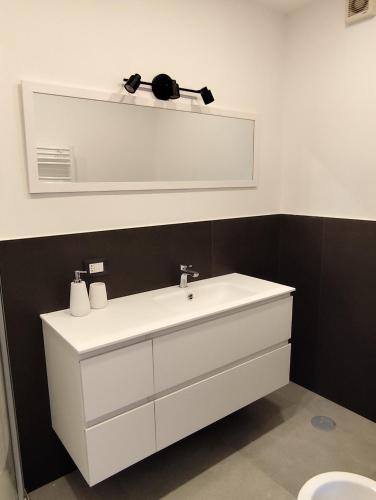 Quartiere XXXIII Lido di Ostia Ponente Apartment | Polly's sweet house