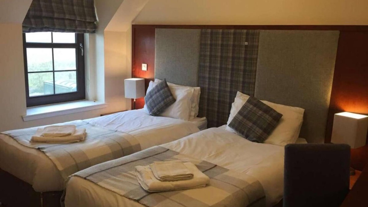 Aisgernis Hotel | Polochar Inn