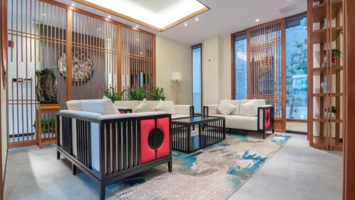 Yufeng District Hotel | Poltton International Apartment Liuzhou