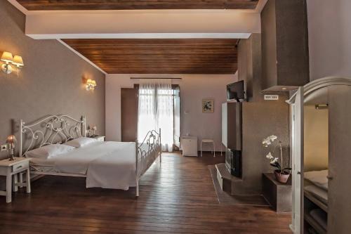 Katachas Apartment | Polys Guest House