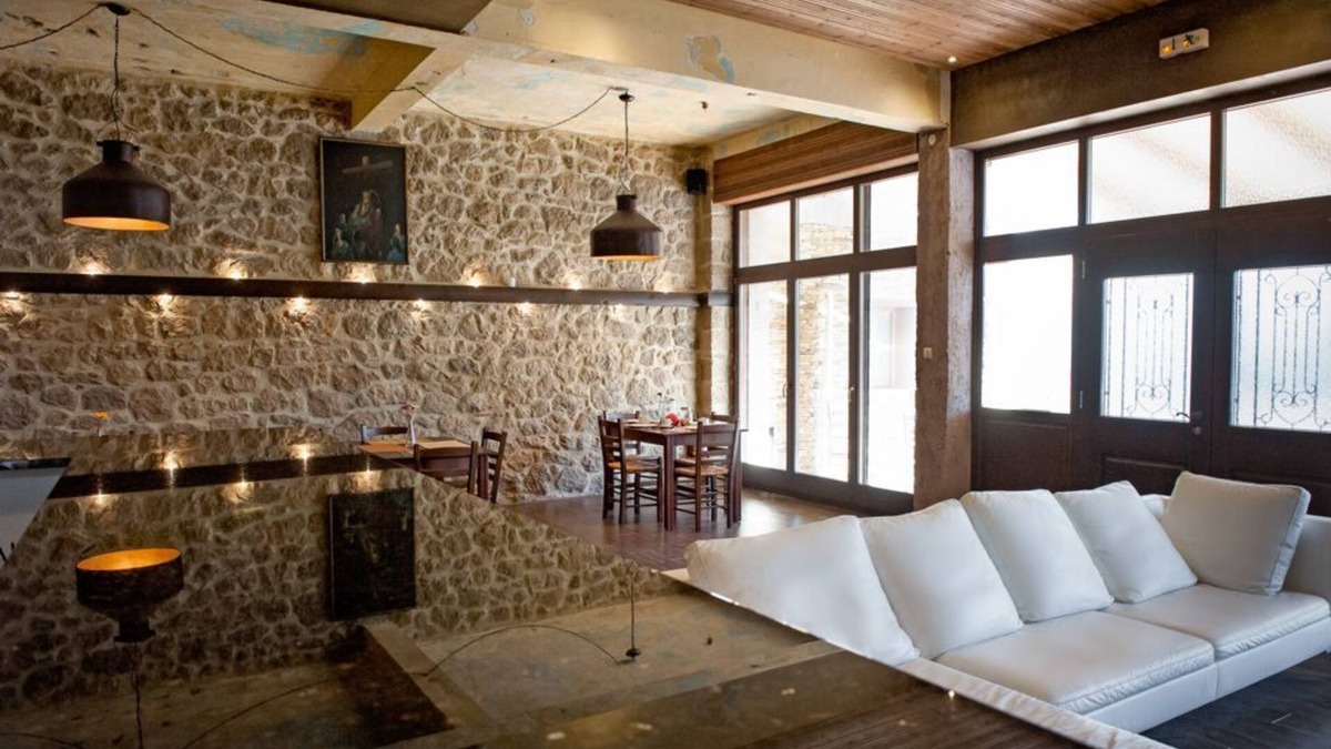 Katachas House | Polys Guest House