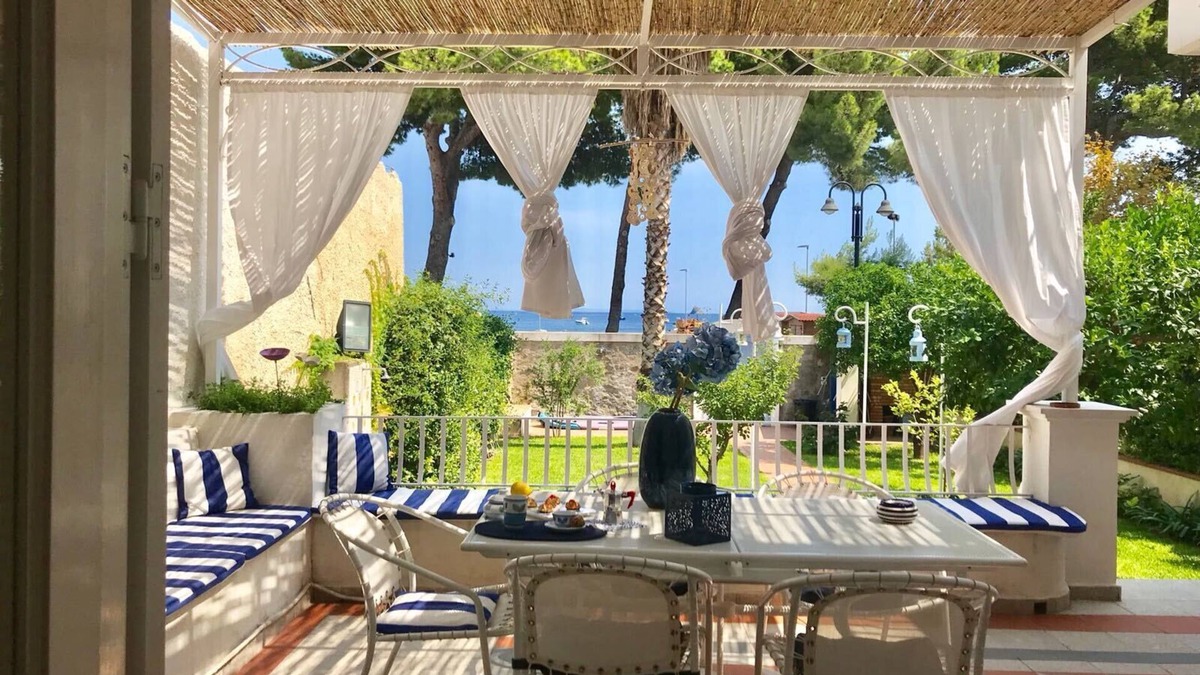 Marina di Patti Villa | POMEGRANATE VILLA ON THE SEA WITH GARDEN