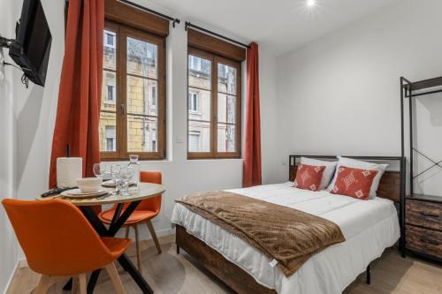 Saint-Quentin Apartment | Pomme rouge