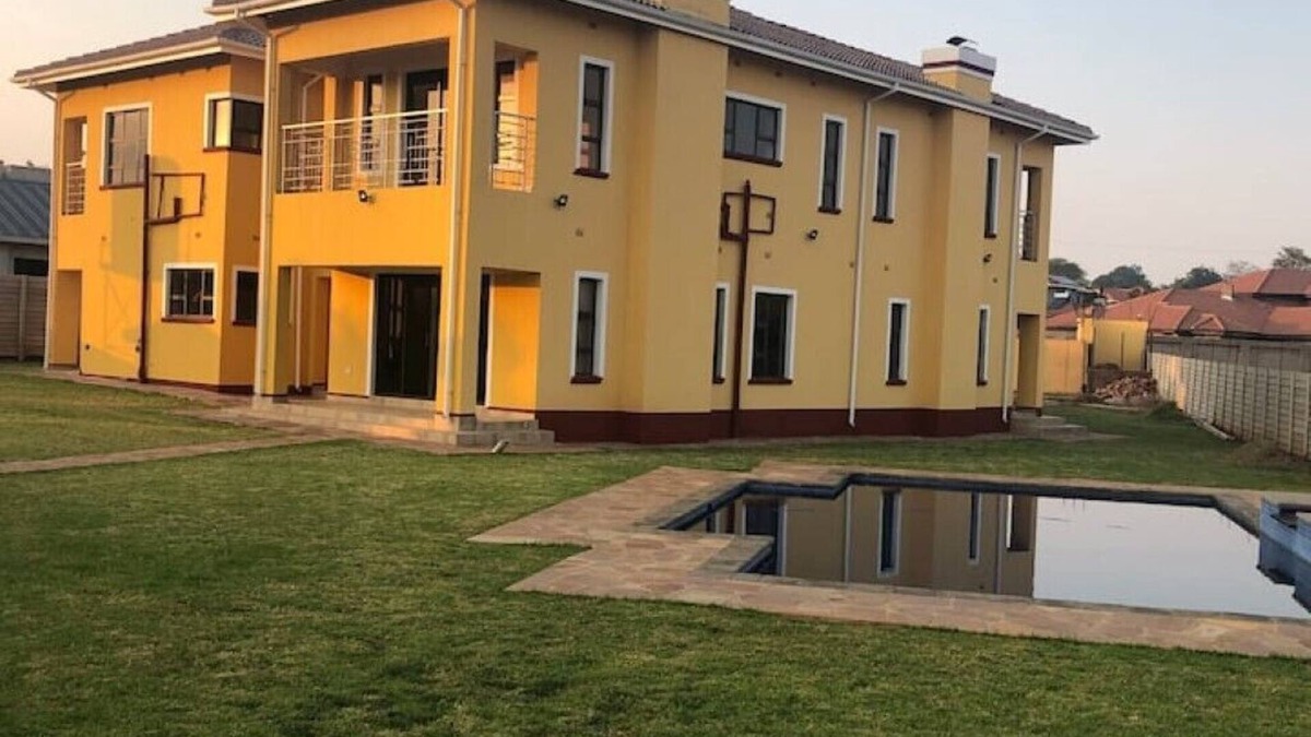 Harare House | Pomona BB House in Pomona Harare 7 Suites Executive & Group Options Best Value