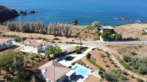 Latchi Villa | Pomos Idol Exceptional Beach Villa