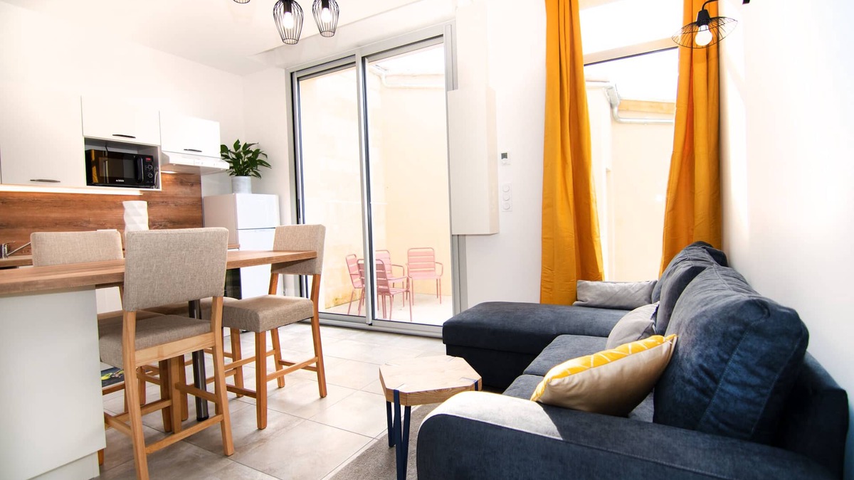 Libourne Apartment | Pompidou Residence – apt 101 garden