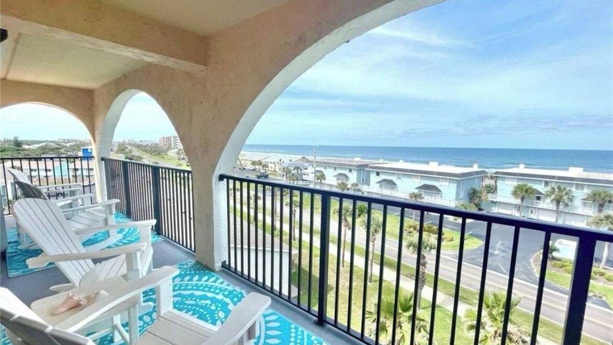 Ponce Inlet Condo | Ponce Inlet 6th Floor Ocean View Corner Unit- 2bdrm 2bath- Non Drive Beach