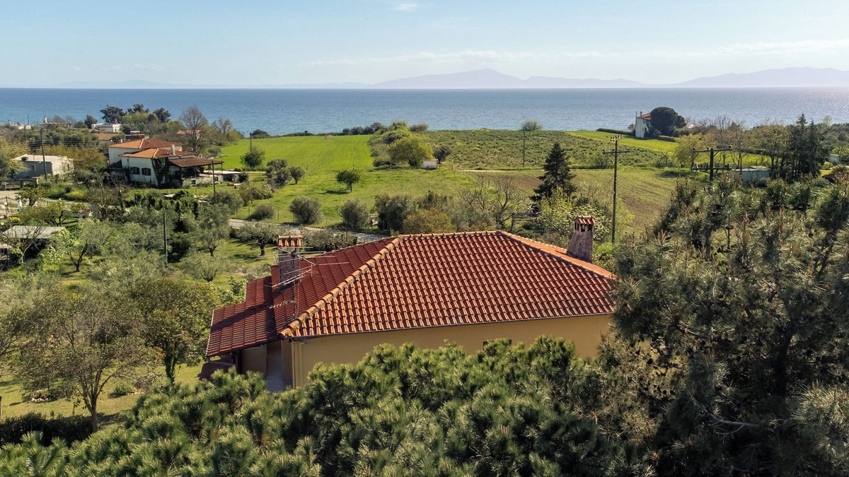 Thermaikos Apartment | Pond and Pines - Seaside apartments - 1st floor