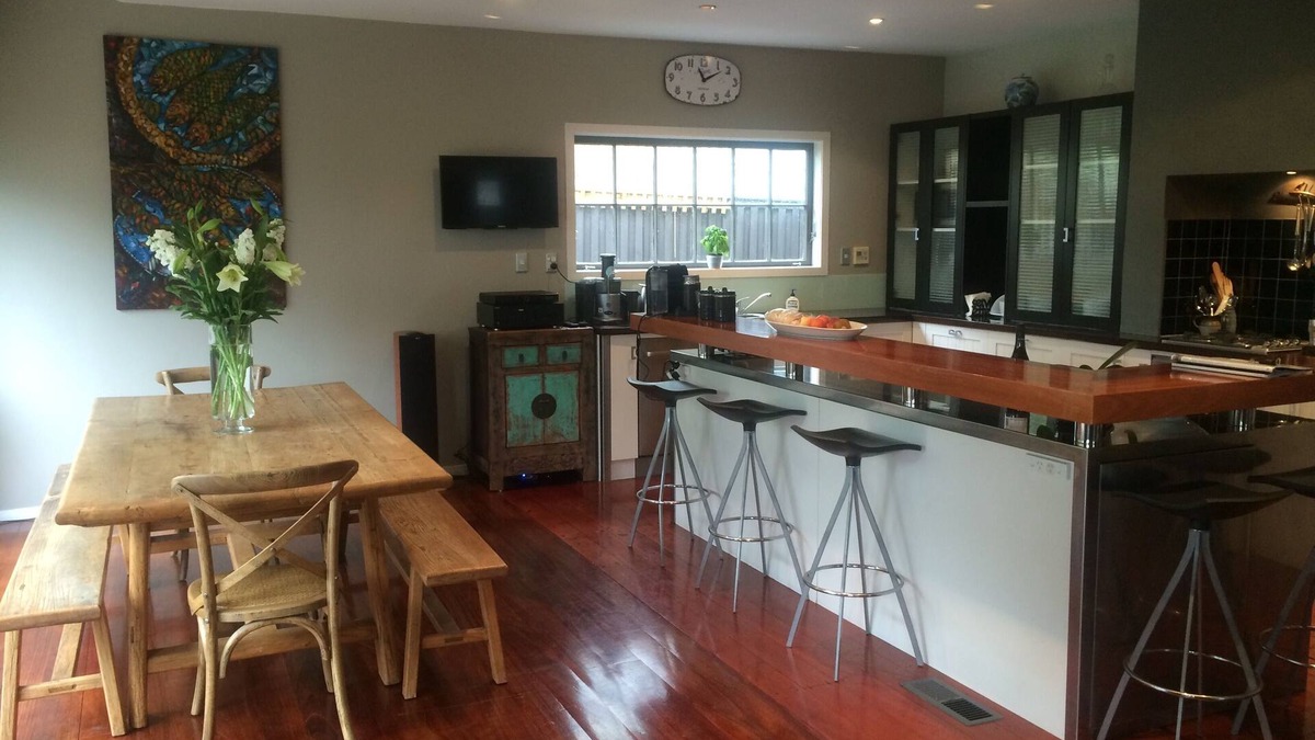 Ponsonby Villa | Ponsonby Beautiful Family Villa