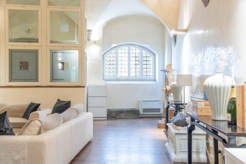 San Niccolo Apartment | Ponte Vecchio Dream House