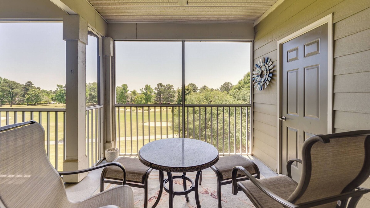 Calabash Condo | Pool Access & 11 Mi to Beach: Calabash Condo!