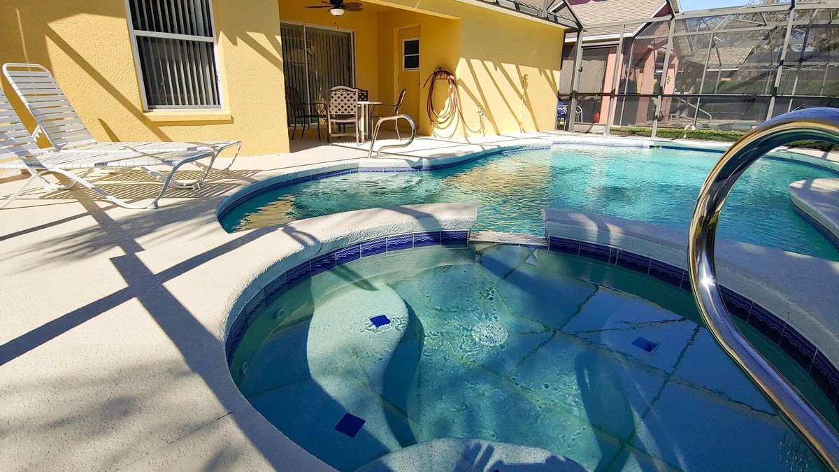 Silver Creek Villa | POOL AND SPA HEAT INCLUDED, special offer for limited time!