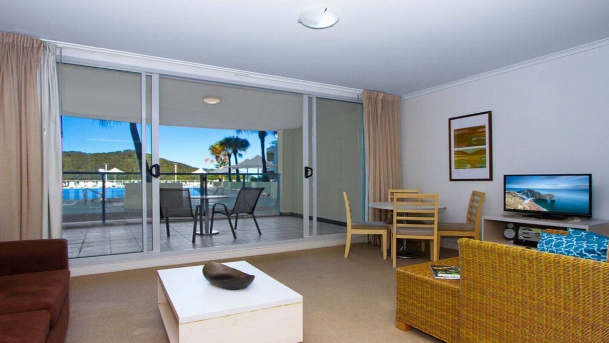 Ettalong Beach House | POOL DELIGHT - ETTALONG BEACH RESORT