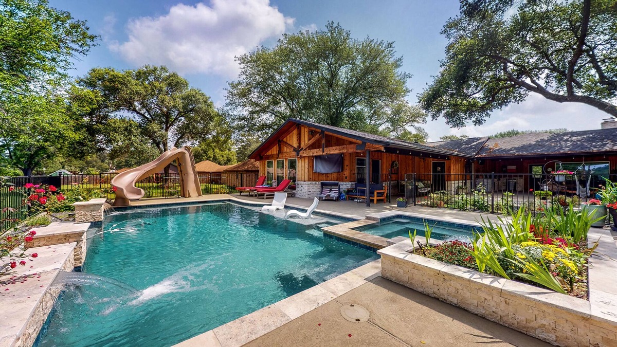 Tomball House | Pool, Fireplace, pool table, Hot Tub, & W/D