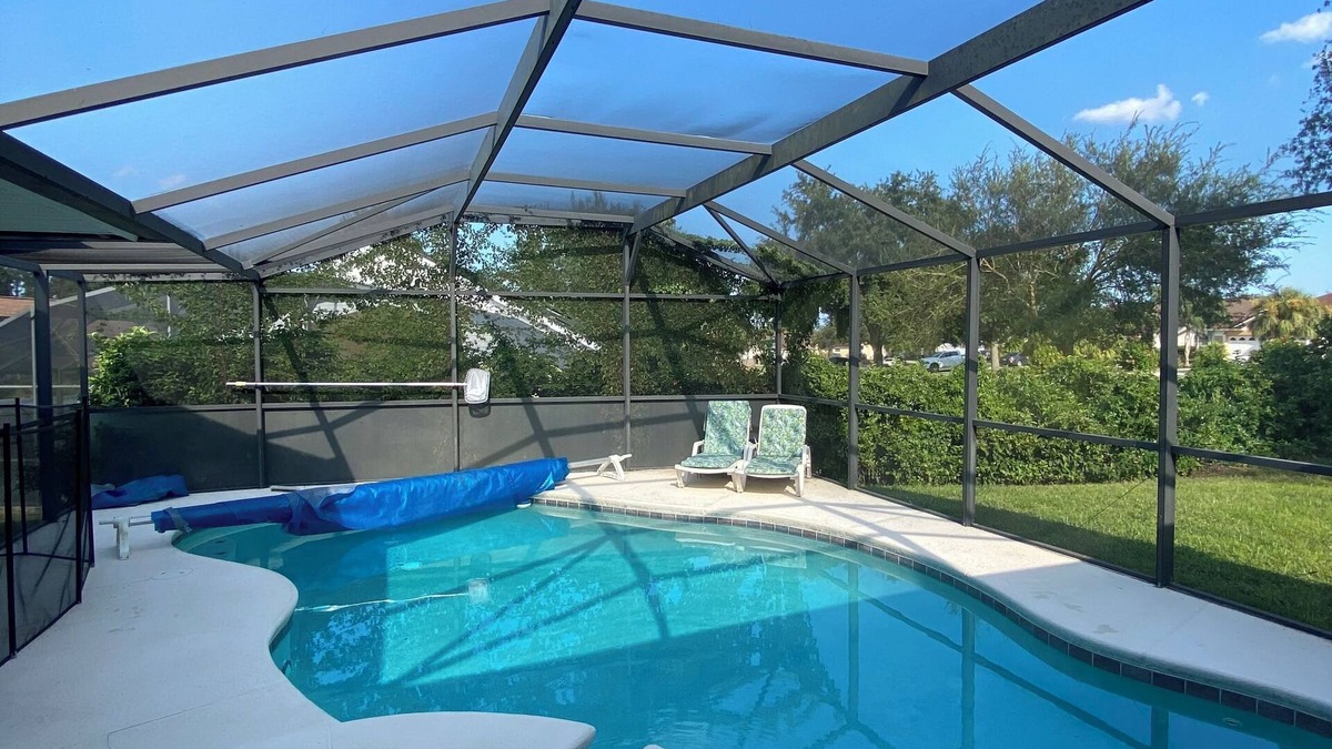 Orange Tree House | Pool Home Minutes From Disney-NEW tile in front master & dining areas