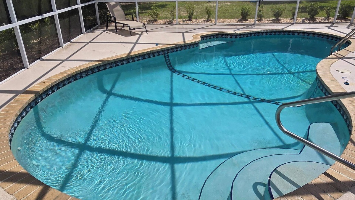 Citrus Springs House | Pool house fits 8 comfortably, 2 living rooms, close to rivers, ocean, springs