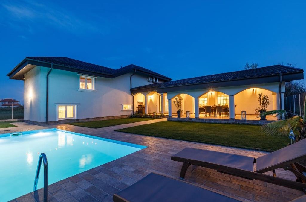 Mamaia-Sat Villa | Pool House Mamaia