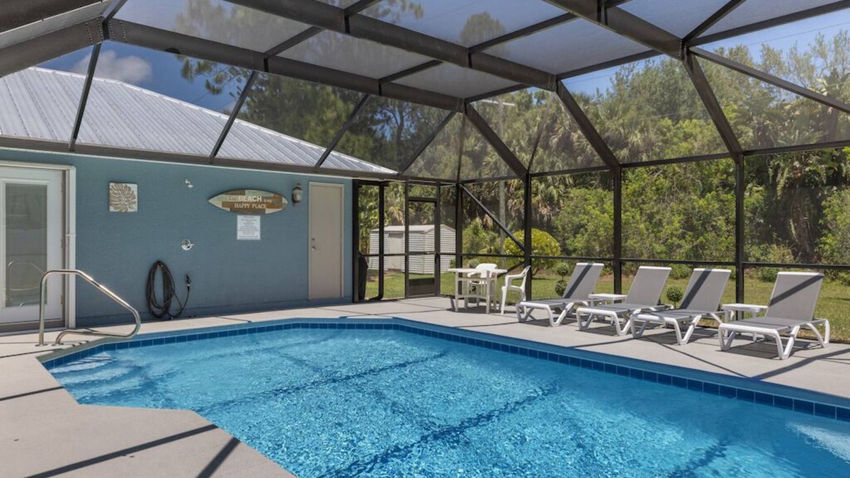 Sebastian Highlands House | 🍹🌞 Pool House Paradise! Heated Pool, Poolside TV, Pool Table, Near Beaches!