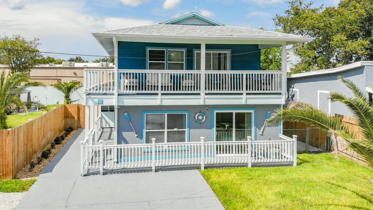 Orlovista House | Pool, Jacuzzi, Cabana Oh My! Welcome to Paradise